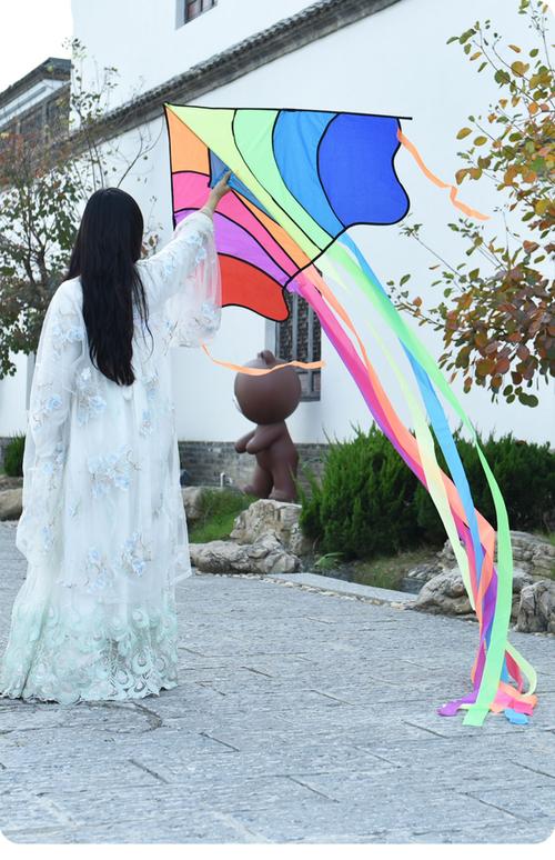巨型风筝带人飞天,巨型风筝带人飞天图片