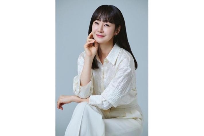 韩国93岁冻龄女校长,韩国校长笑容