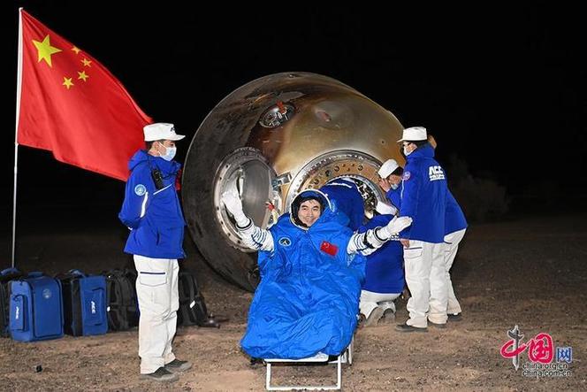神二十首次太空出舱,神舟12号航天员第二次太空出舱